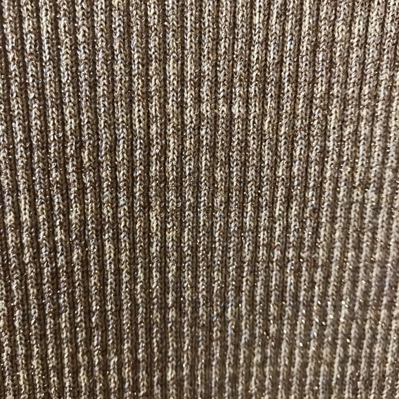 Sweater - Picture 3 of 4